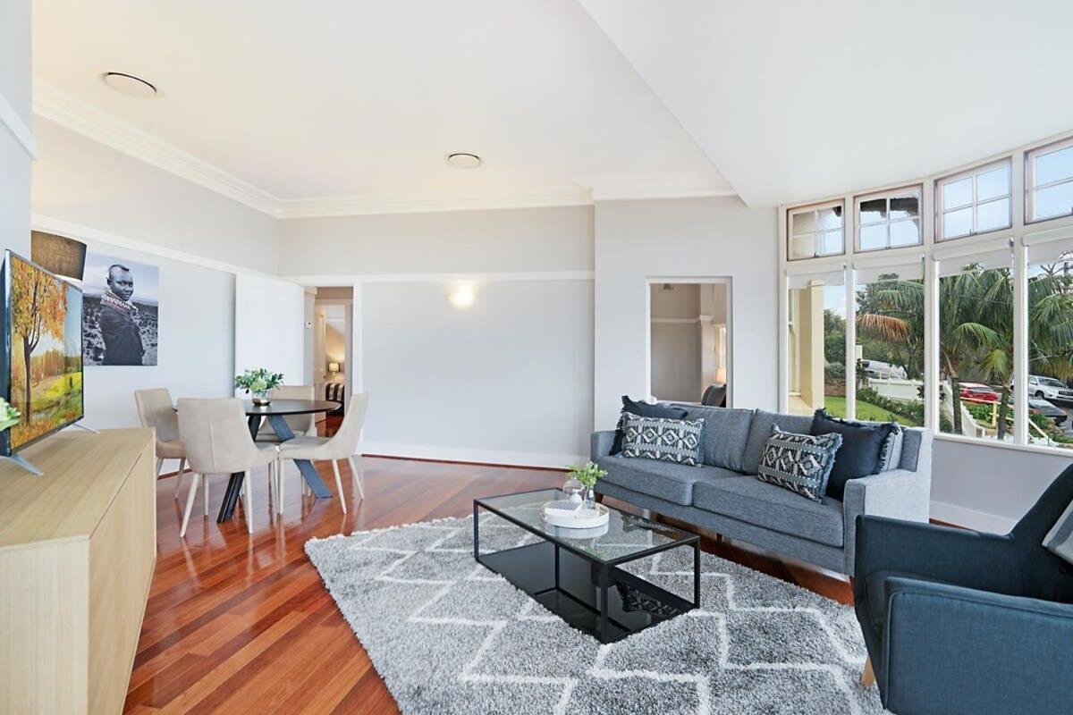 Huge Harbour View Apartment In Historic Home Sydney Exterior foto